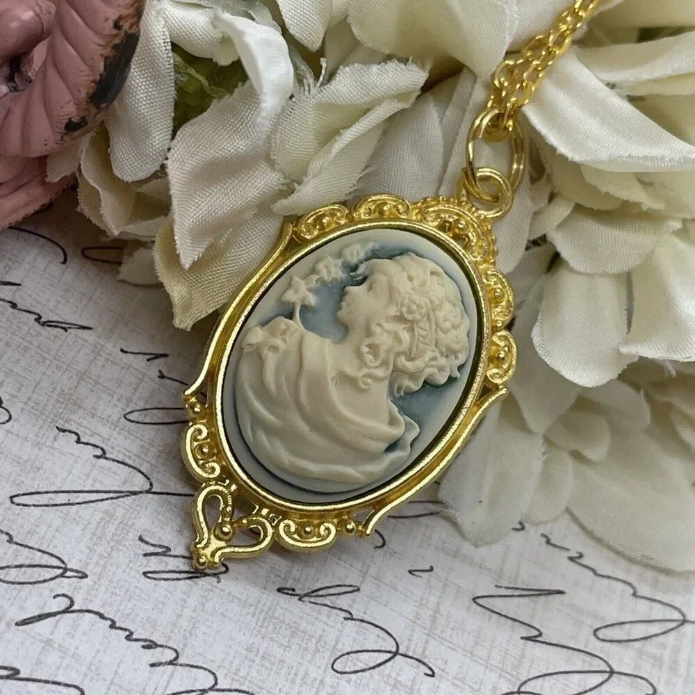 Bright Gold Grecian Greek Goddess Mythology Heart Wedding Jewelry necklace Cameo - Picture 3 of 10
